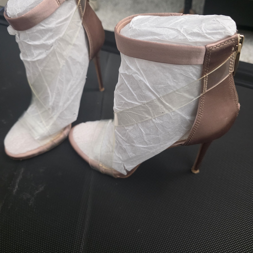 Vince Camuto Blush and Gold Heels